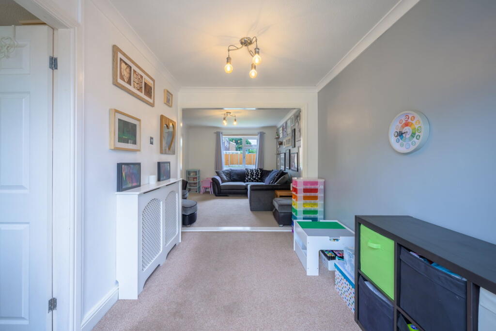 House in Redditch, Winyates Green - More