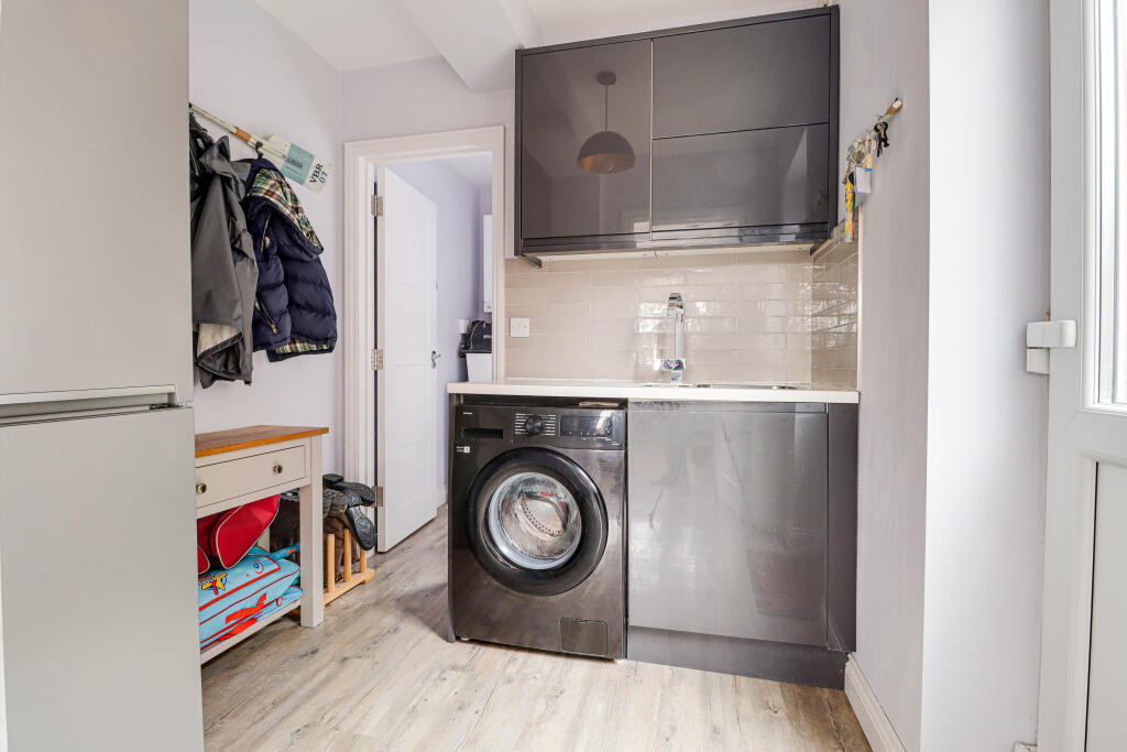 Additional image 6 of Brewhouse Hill, Wheathampstead, AL4