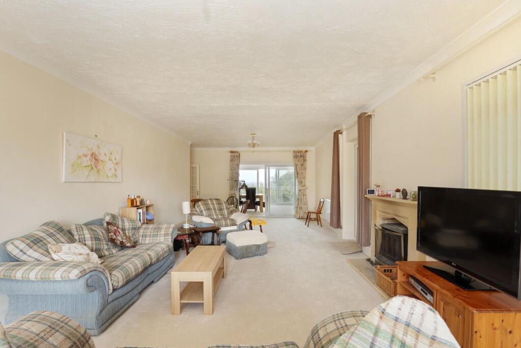 House in Gloucester - View 2