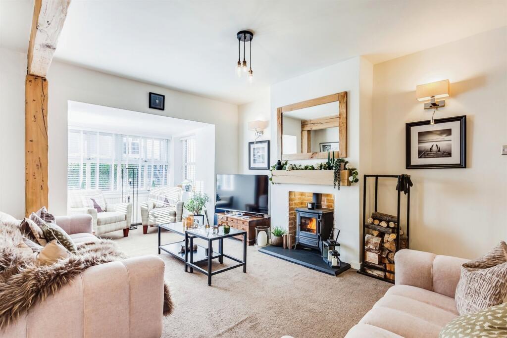 House in Wakefield, Lupset - View 2
