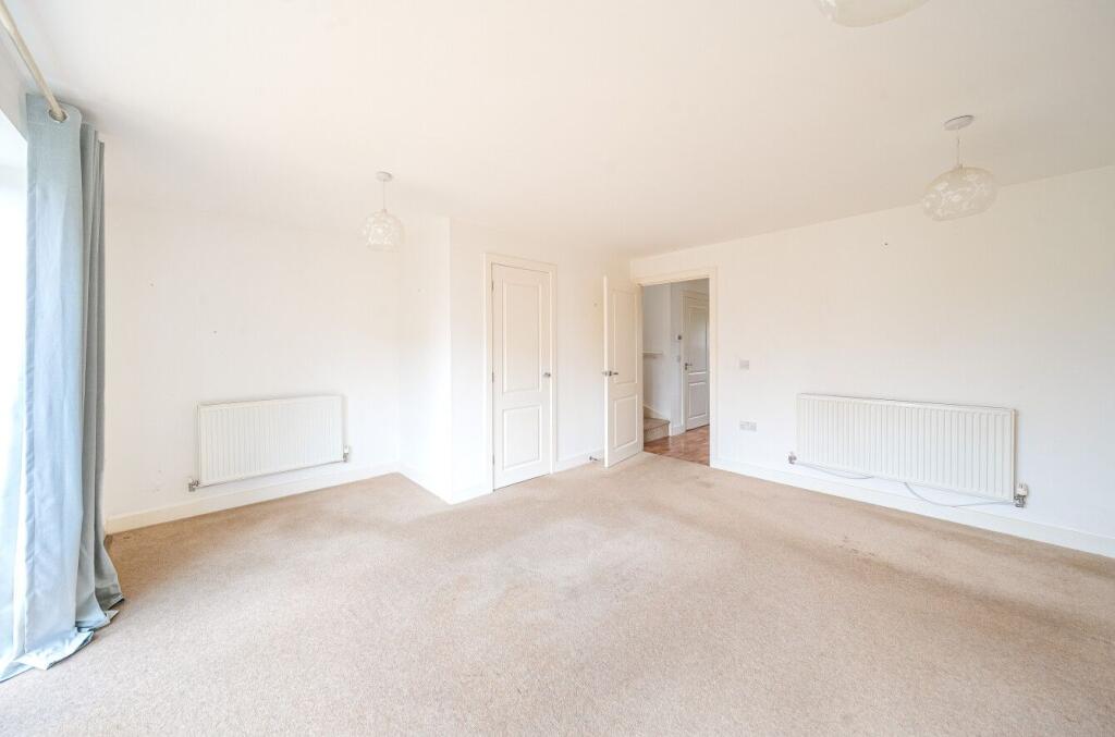Wyndham Drive, Romsey, SO51 photo 4