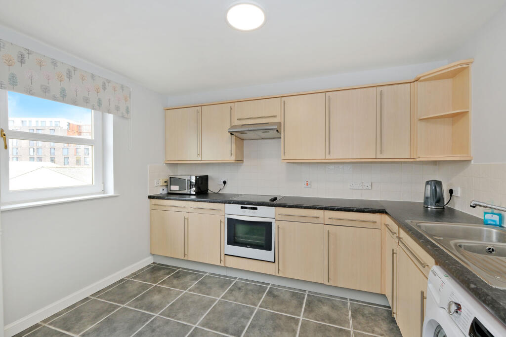 Charles Street, Aberdeen, AB25 - View 2