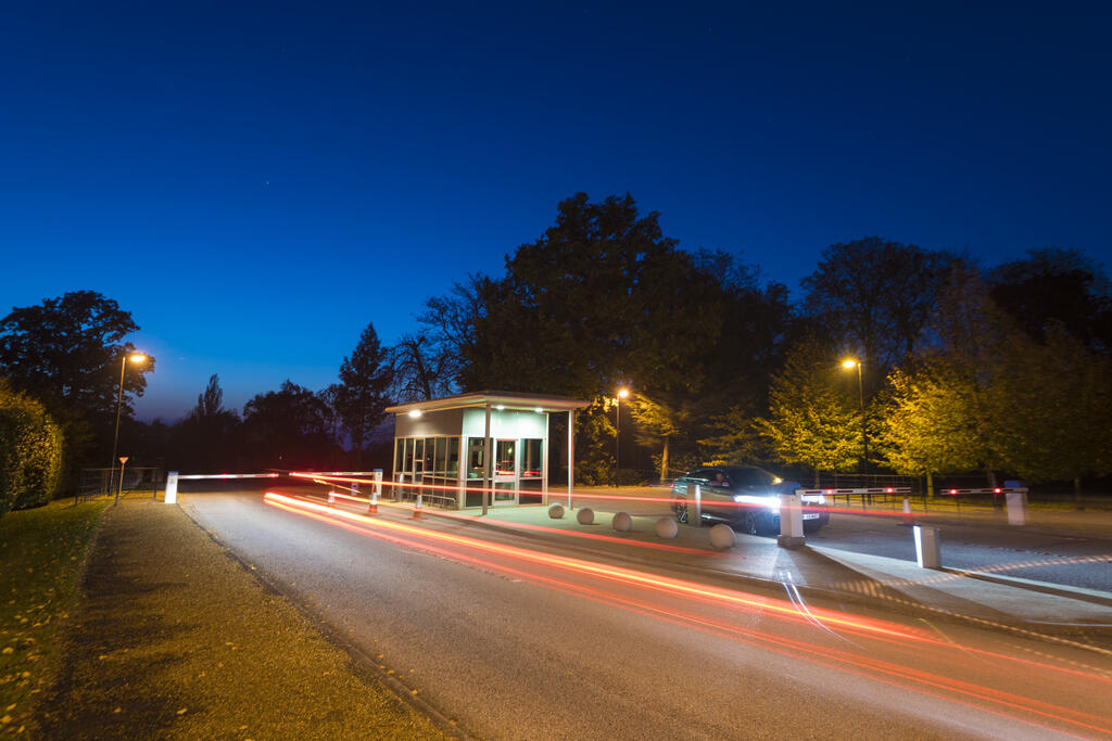24/7 manned & gated security. 24/7 manned & gated security.