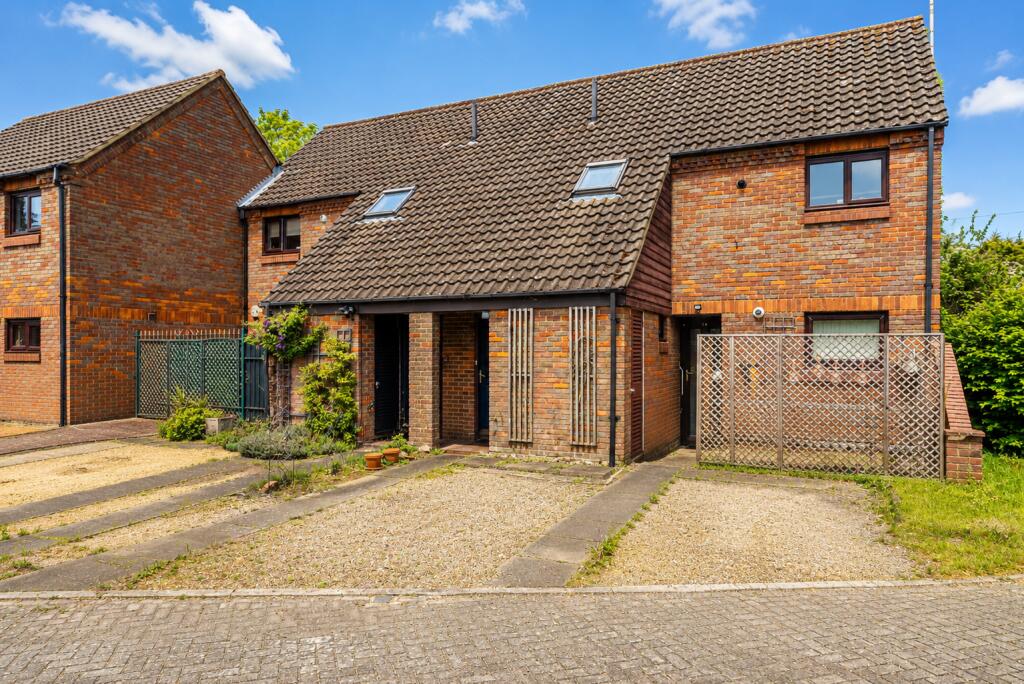 Main image of property: Blueberry Close, St. Albans, Hertfordshire, AL3