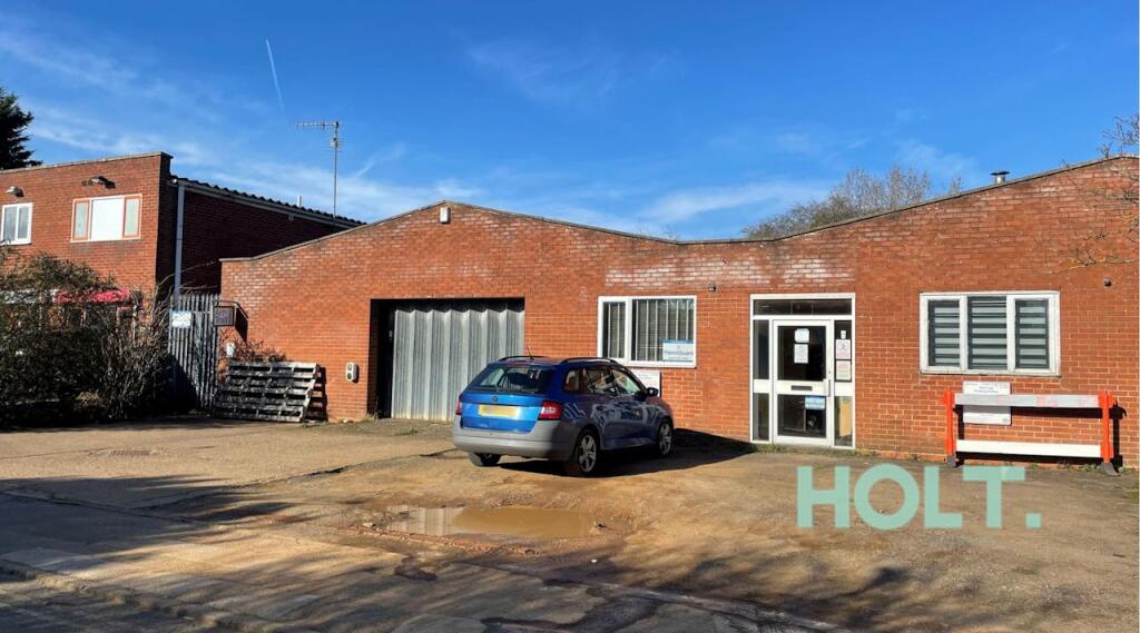 Main image of property: 9/10 Scar Bank, Millers Road, Warwick, CV34 5DB