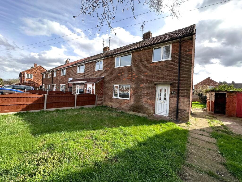 Main image of property: Pipering Lane, Scawthorpe, Doncaster, DN5