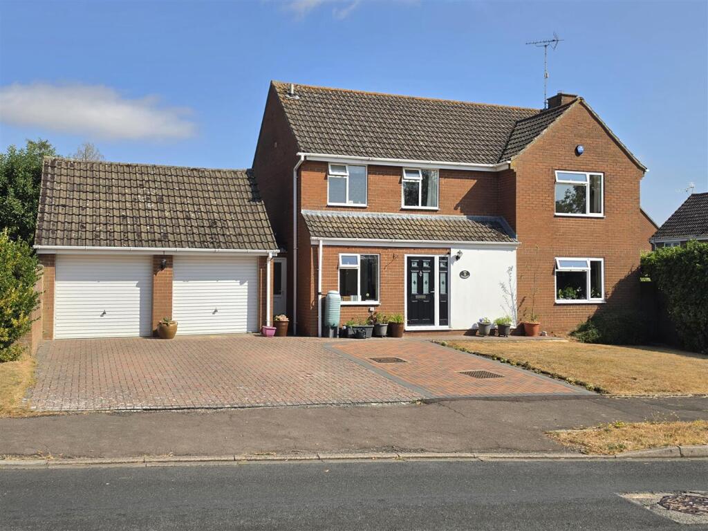 Main image of property: Oakridge, Highnam, Gloucester