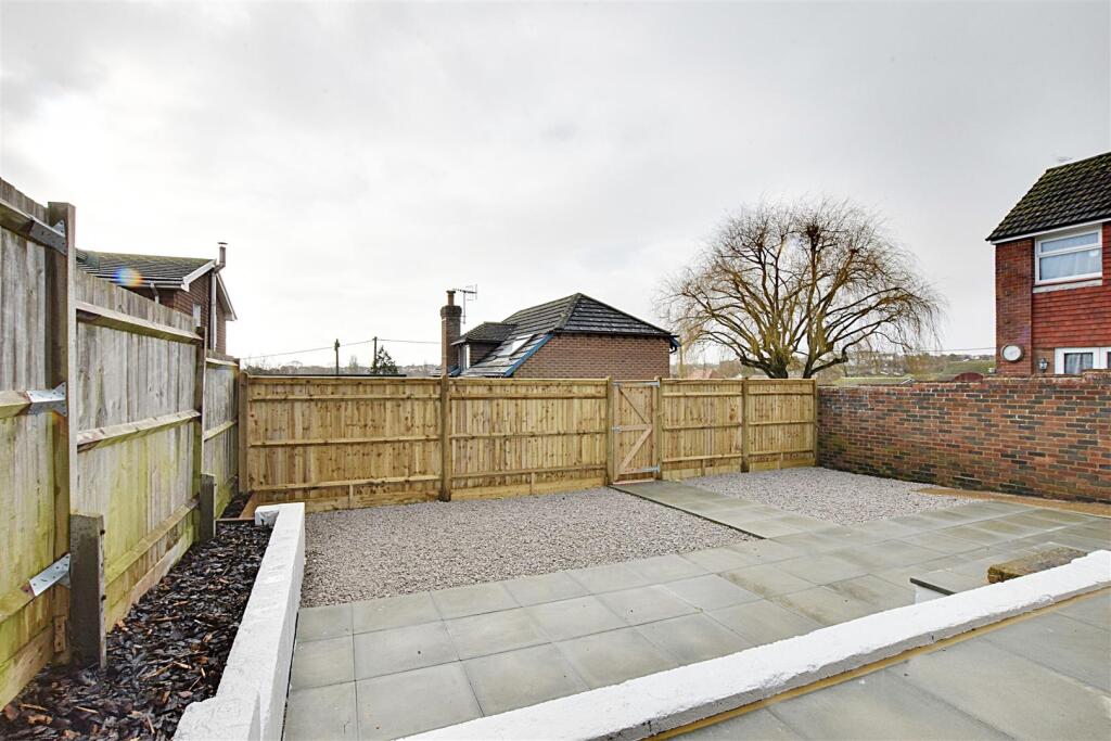 Pebsham Drive, Bexhill-On-Sea photo 3