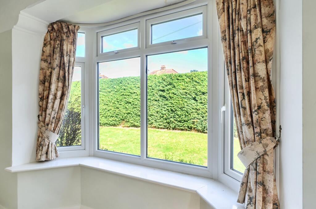 House in Chichester, Stockbridge, Donnington - More