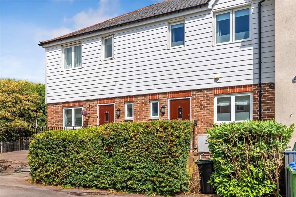 Main image of property: Tekram Close, Edenbridge, Kent, TN8
