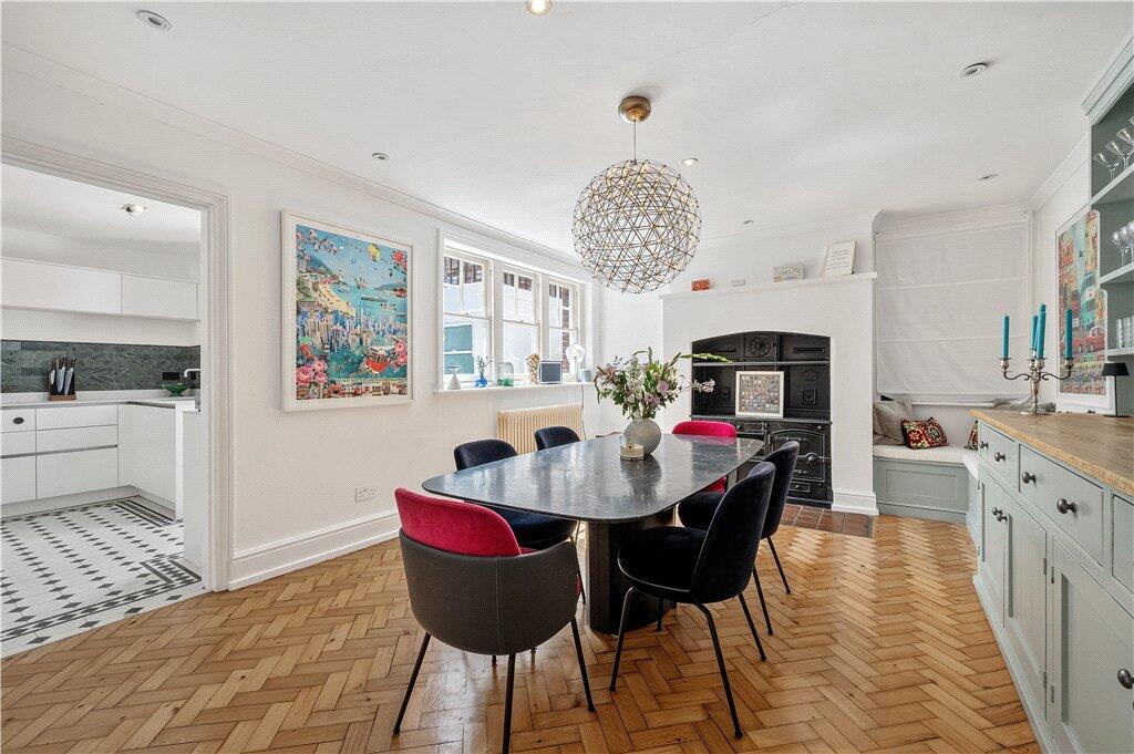 House in London - More