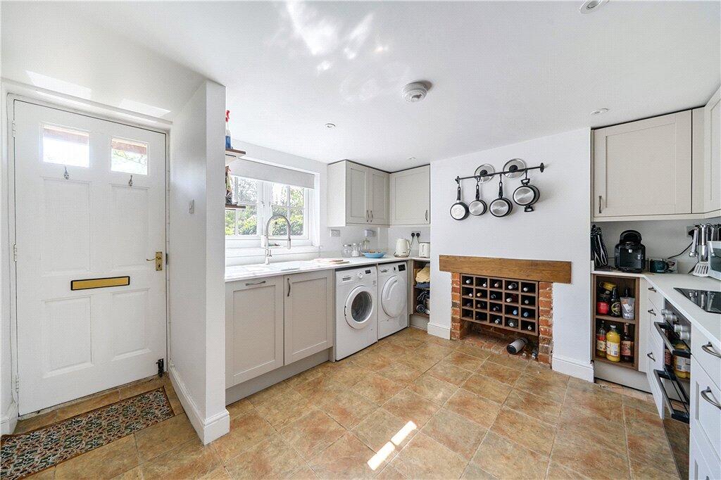 House in Test Valley, Braishfield - View 3