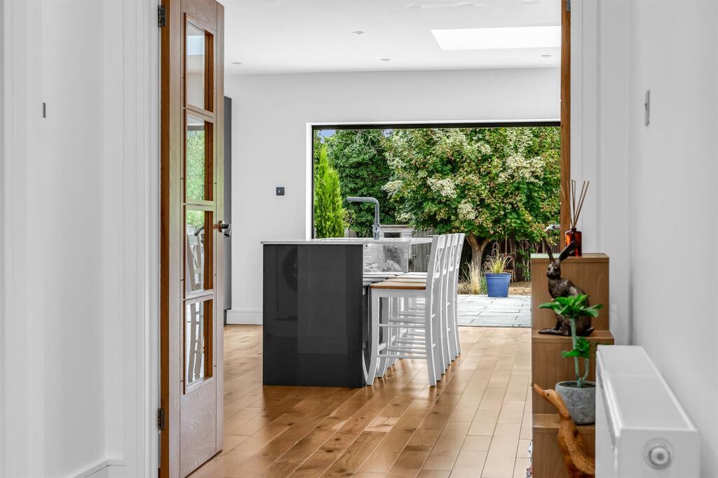 House in Stevenage - View 5