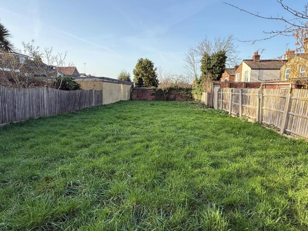 Main image of property: Land at the Rear of 125 Friern Barnet Road, Friern Barnet, London, Barnet, N11 3DY
