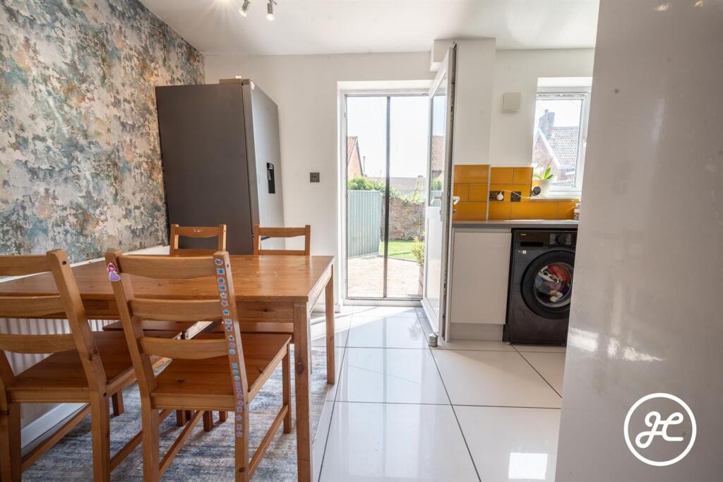House in Taunton - View 5