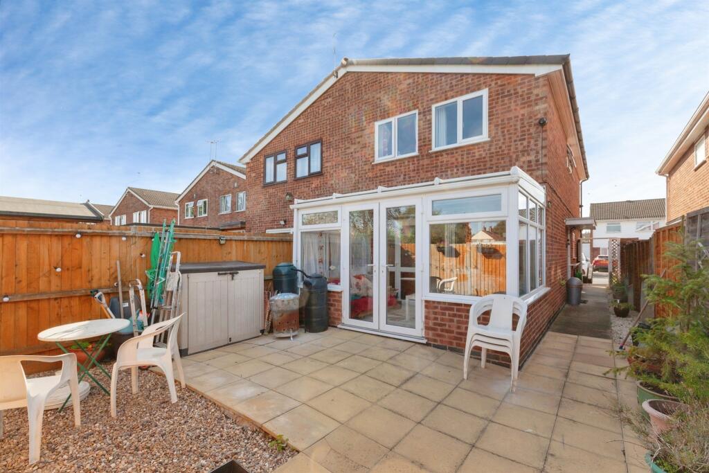 House in Leicester, City of Leicester - More
