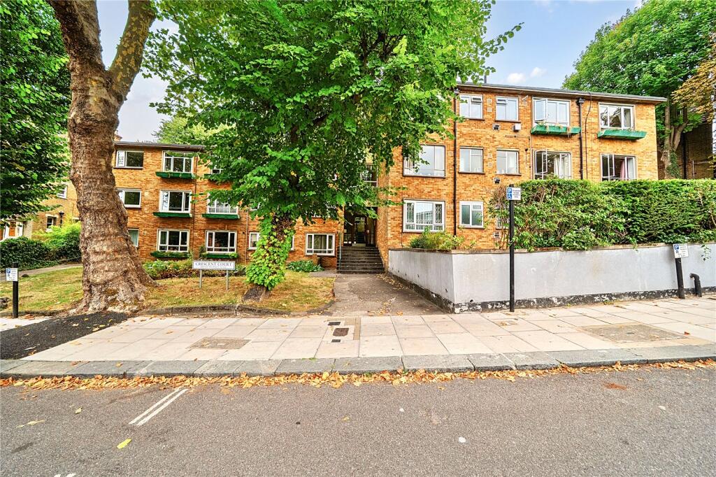 Main image of property: Crescent Court, London, N8