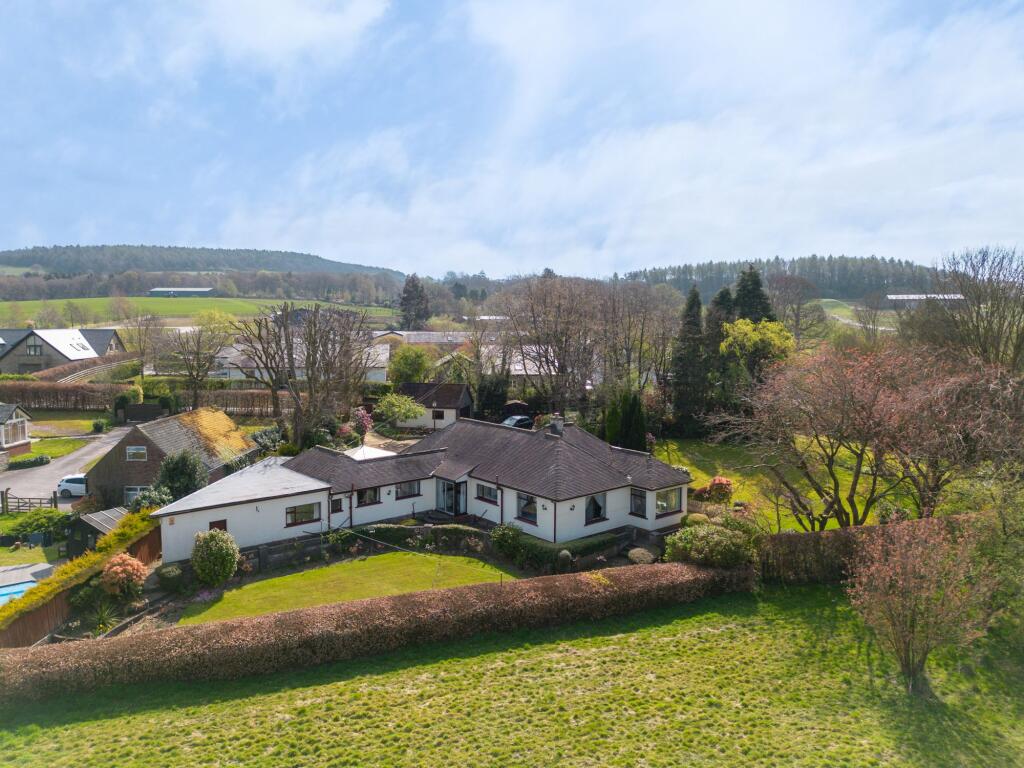 Hillock Lane, Dalton, WN8 photo 2