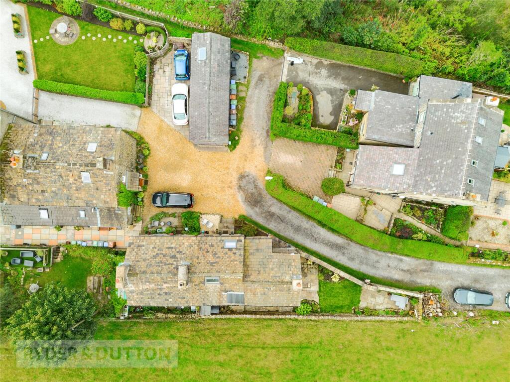 House in Oldham, Saddleworth - View 2