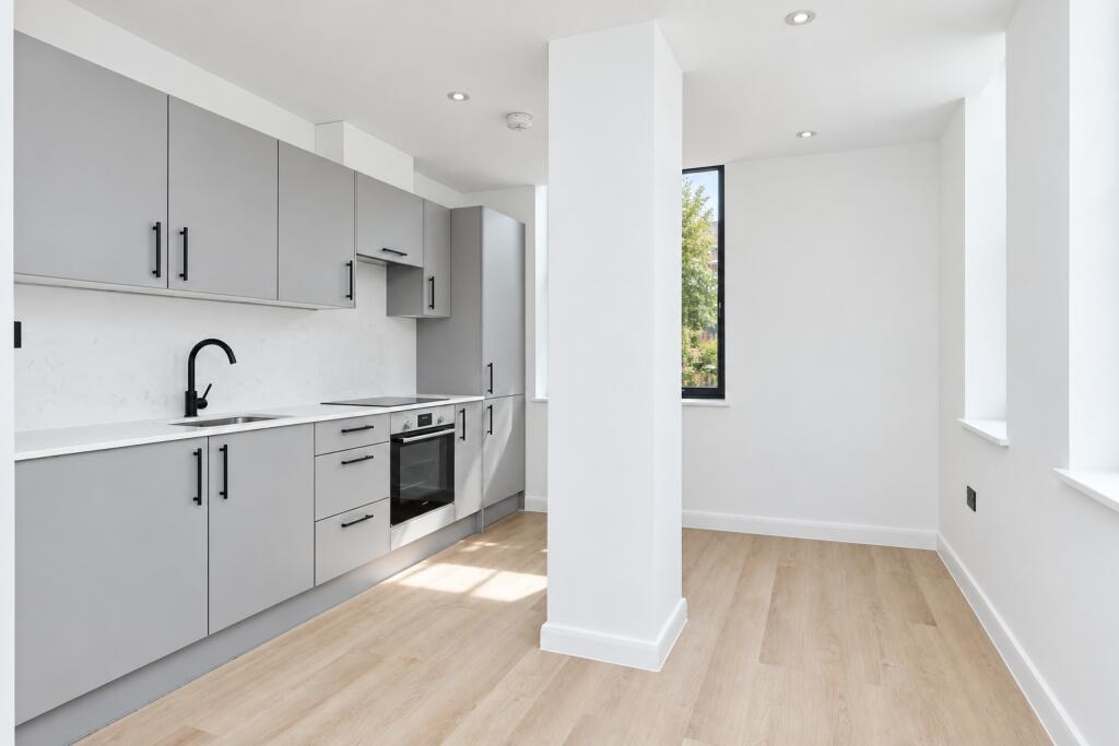 Main image of property: Station Road, Sidcup, DA15 7EJ