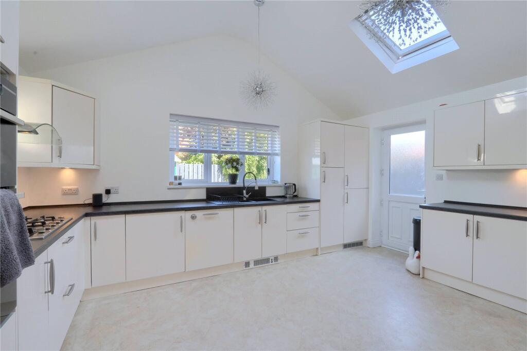 House in Stockton-on-Tees - More