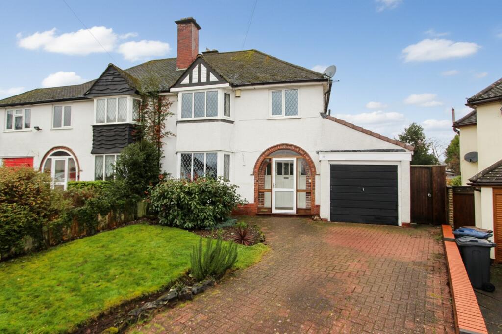 Main image of property: Knighton Close, Four Oaks, B74