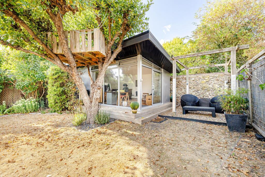 House in Cambridge - View 3