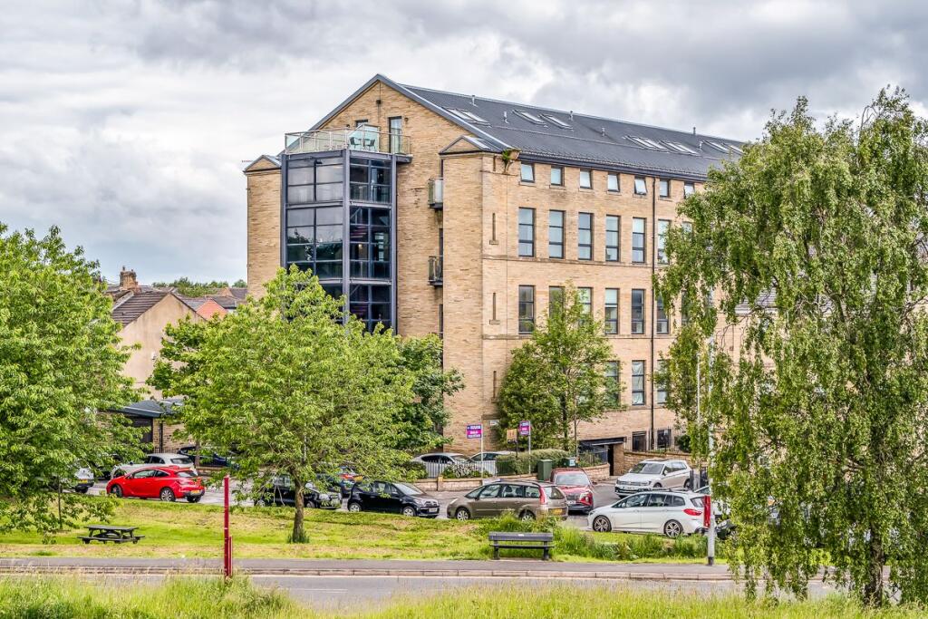 Main image of property: Cavendish Court, Drighlington