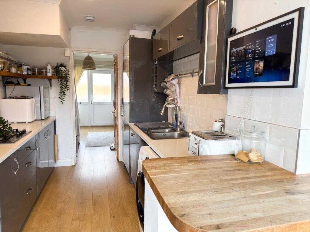 House in Exeter - View 5