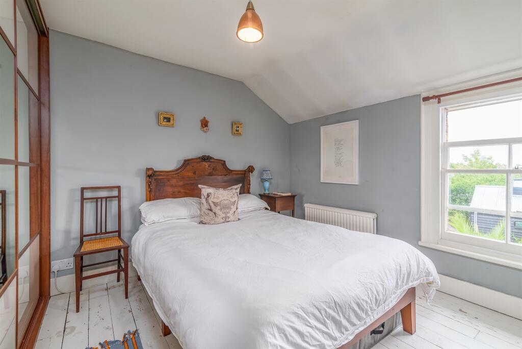 House in Maldon, Burnham-on-Crouch - View 3