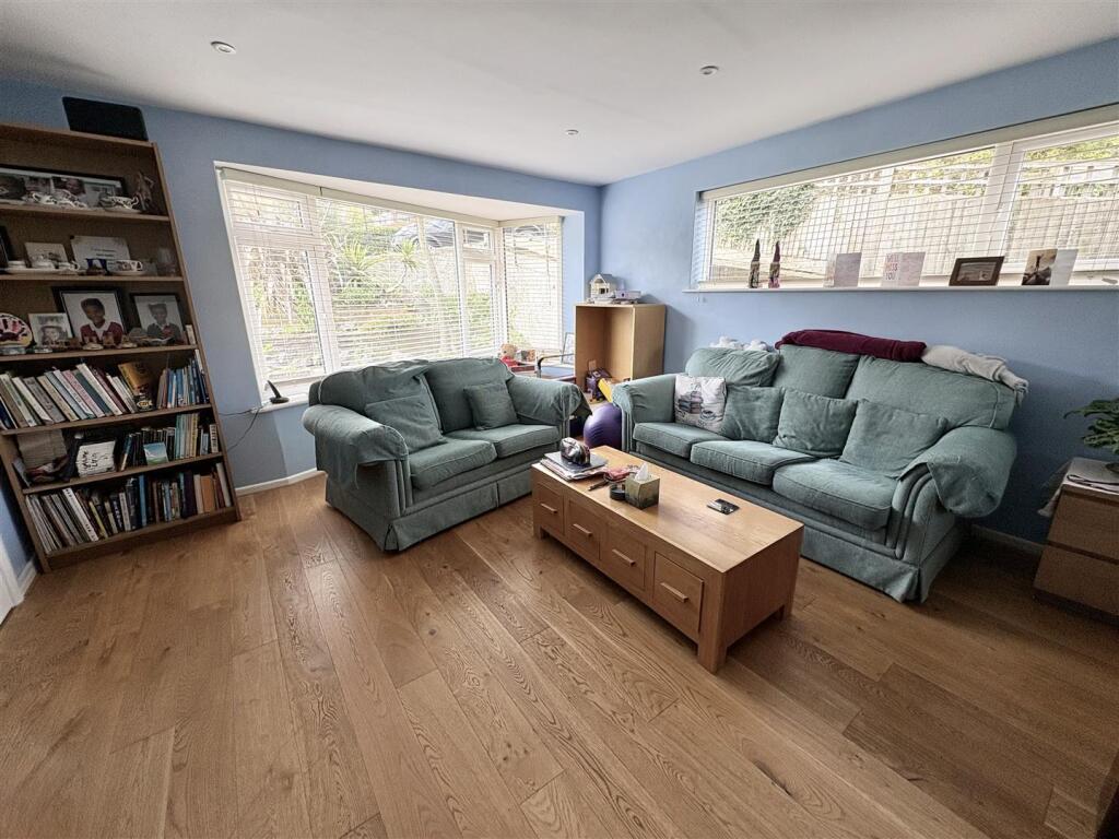 House in Eastbourne, East Sussex - View 6