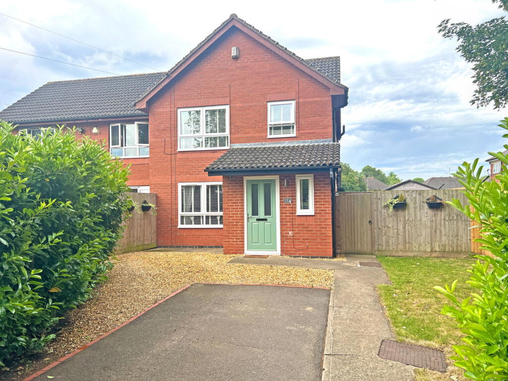 Main image of property: Meadow Gardens, Leicester, Leicestershire, LE2 6QN