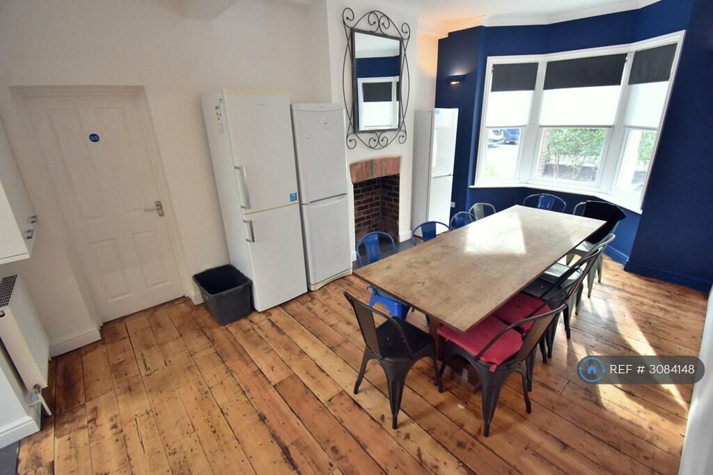House in Reading - View 4