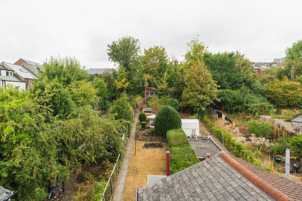 House in Sheffield - View 3