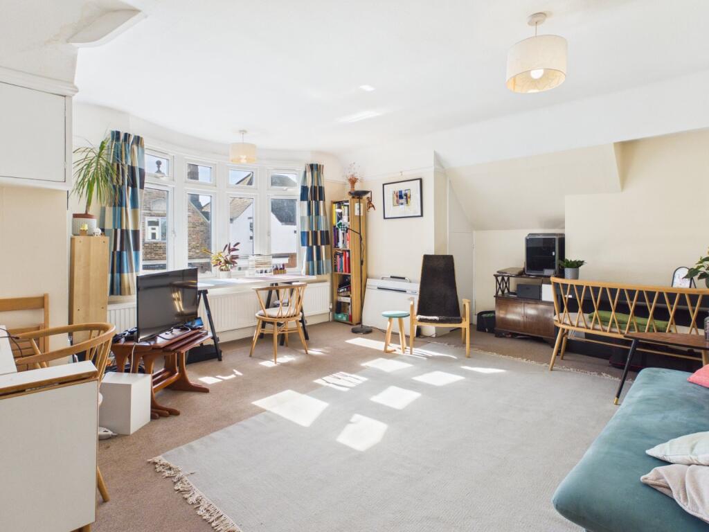 Main image of property: Station Road, Gerrards Cross, Buckinghamshire, SL9