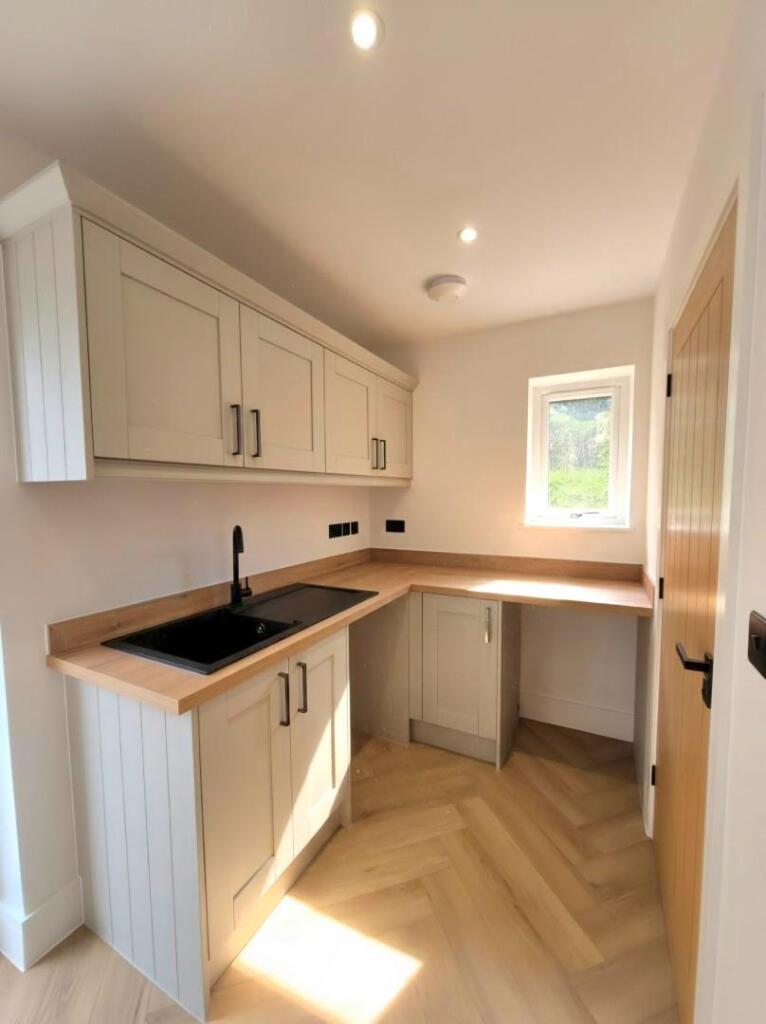 House in Llantwit Major, West Camp - View 5
