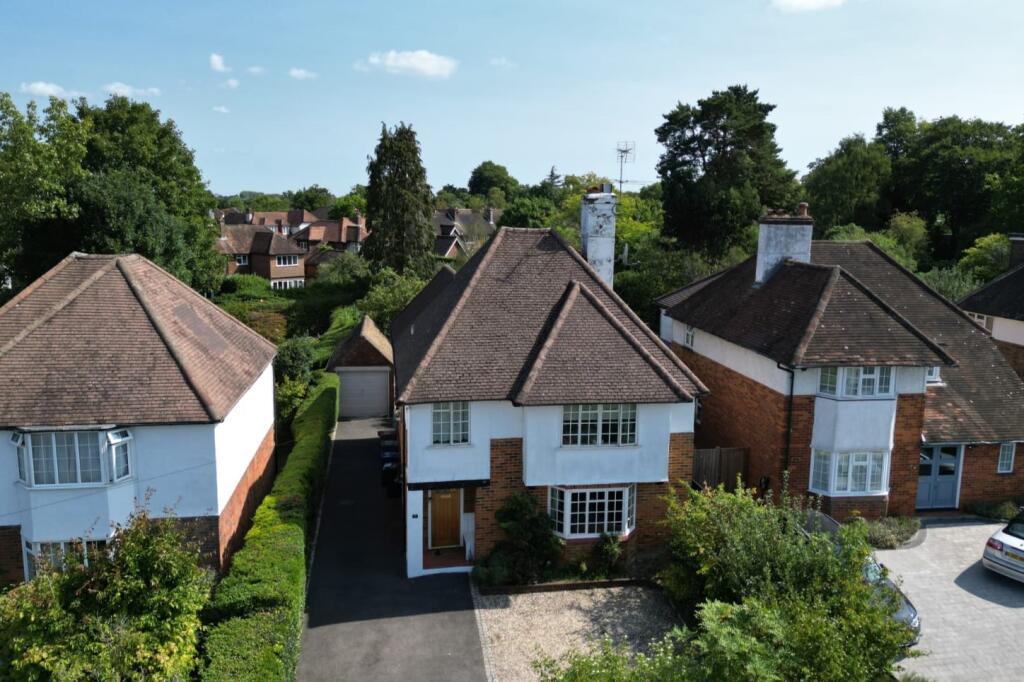 Main image of property: Tilford Road, Farnham, GU9