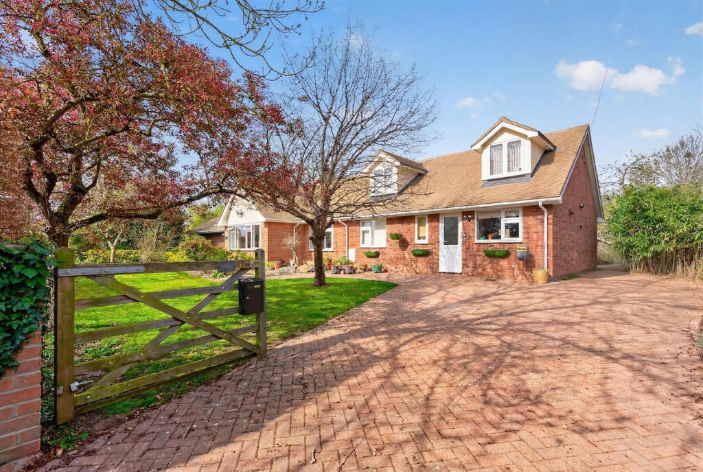 Main image of property: Little Eversden, Cambridge, CB23