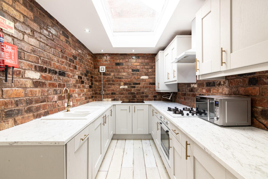 12 Manton Road, Liverpool, L6 - View 4