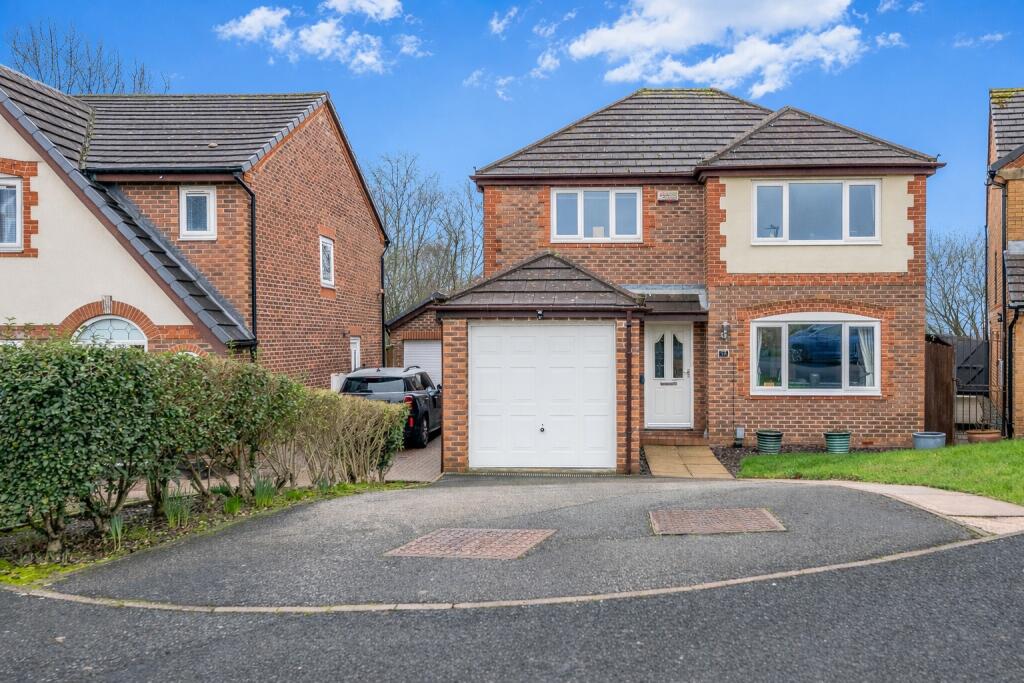 4-bed detached on Owler Meadows, Heckmondwike, WF16, £335,000