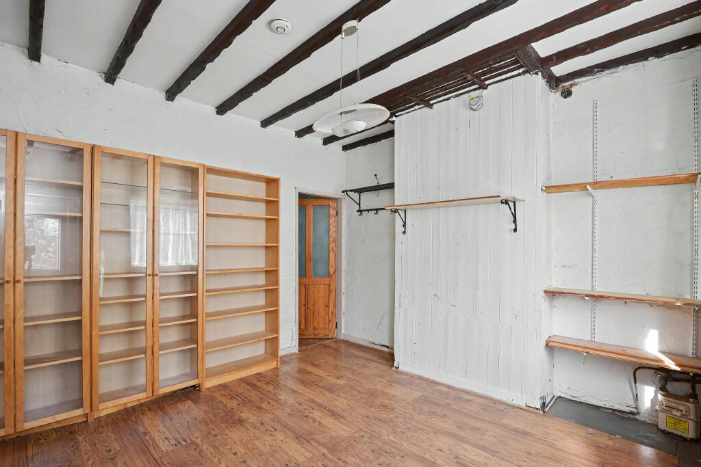 House in Derby - View 5