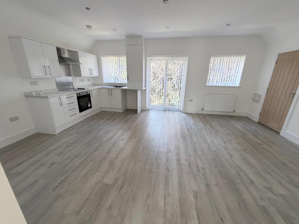 Main image of property: Frearson Close, Eastwood, Nuthall, Nottingham