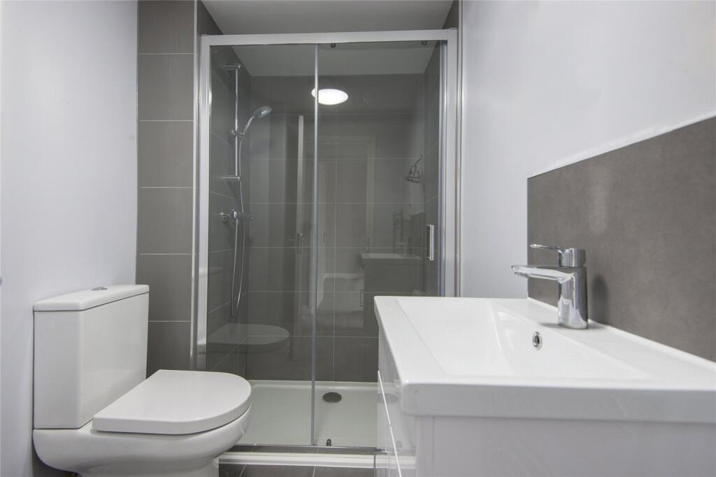 Apartment in London - View 3