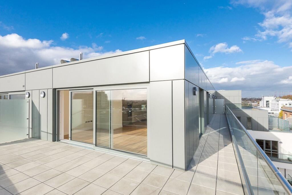 Main image of property: Glenthorne Road, London, W6