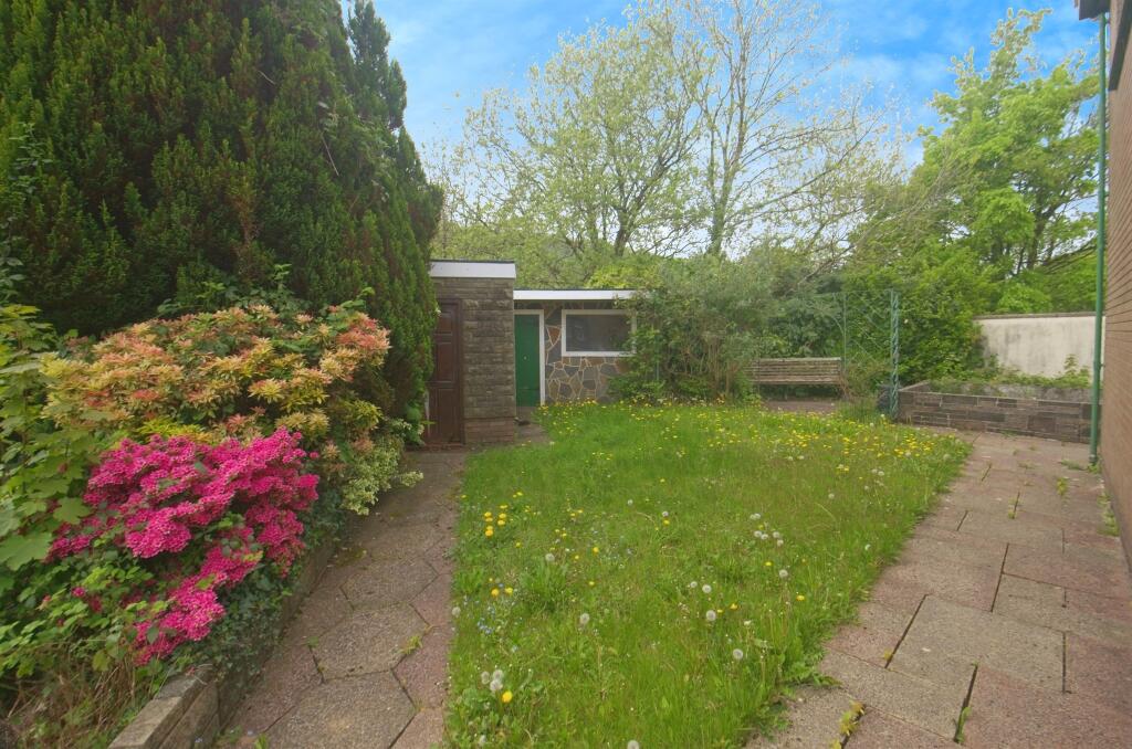 House in Pontypridd, Rhondda Cynon Taf - View 3