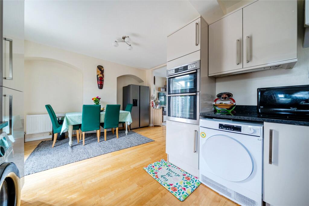 Downham Way, Bromley photo 4