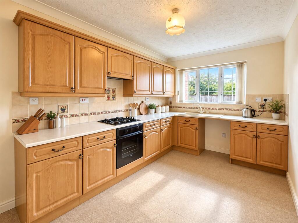 House in Nottingham - View 4