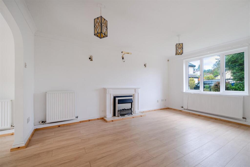 34, Emmetts Park, Ashburton, Newton Abbot photo 4