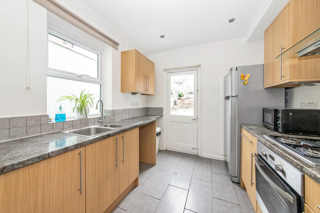 2 bedroom terraced house for rent