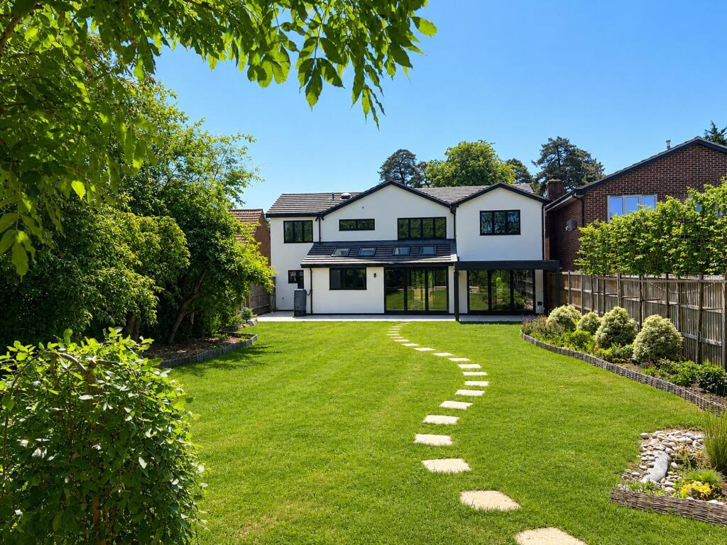 Main image of property: Faringdon Road, Southmoor, OX13